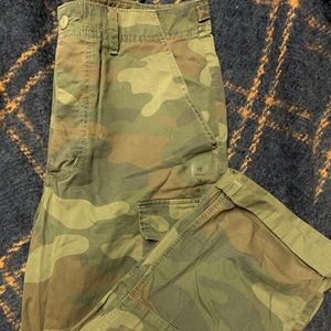 Brand new camo pants